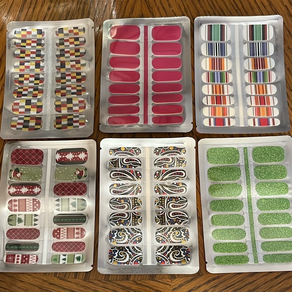 6 Colorful Nail Wraps Set